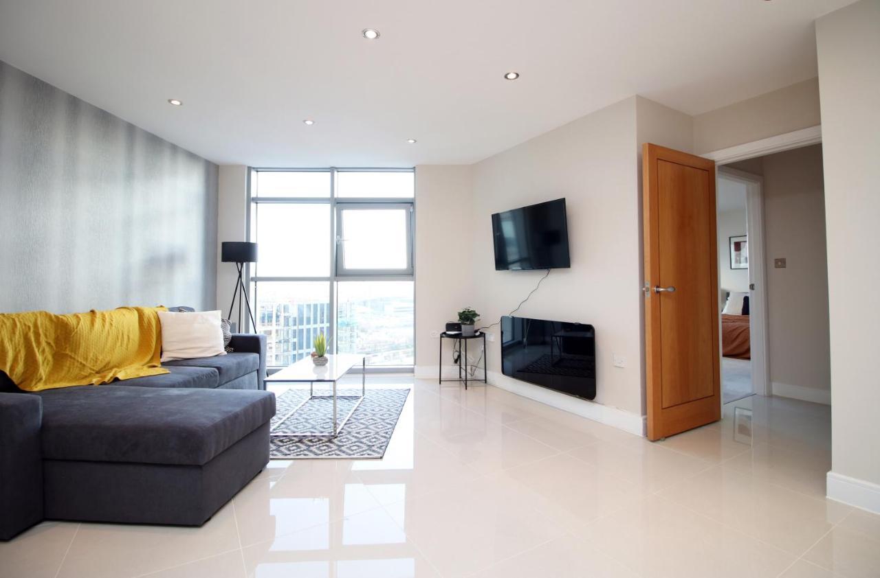 The Skyline - Luxury City Centre Flat With Designated Parking Cardiff Exterior foto