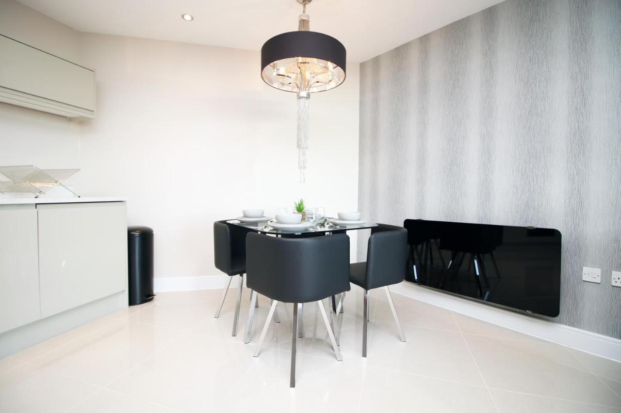 The Skyline - Luxury City Centre Flat With Designated Parking Cardiff Exterior foto