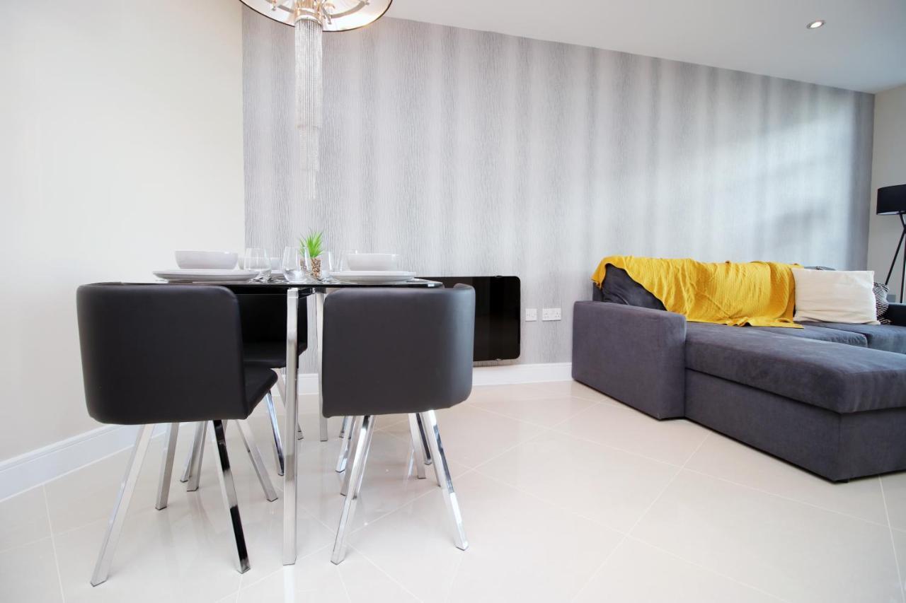The Skyline - Luxury City Centre Flat With Designated Parking Cardiff Exterior foto